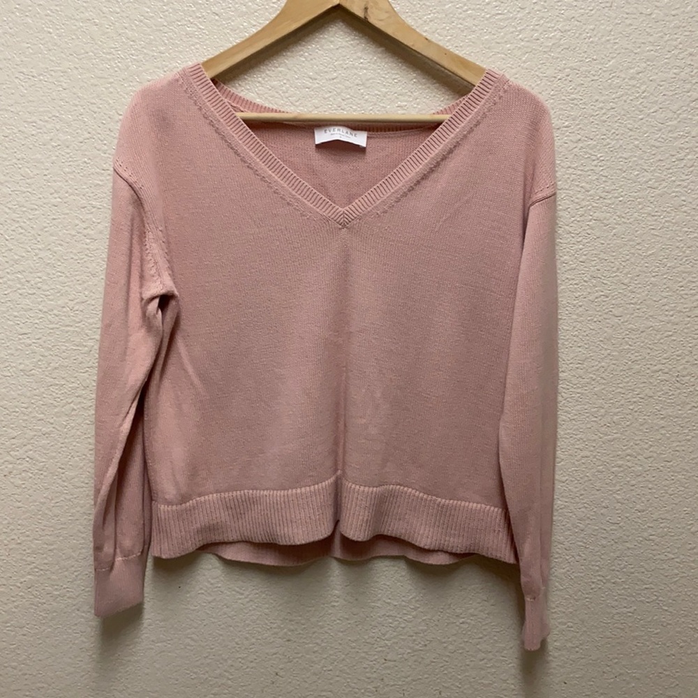Everlane V Neck Pullover Small